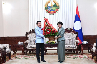 Chinese Ambassador Congratulates Lao Prime Minister, Extends Invitation to China